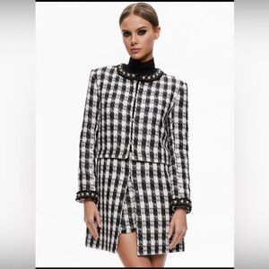 2-ways wear $895 org mid to short tweed coat with embellished collar and cuffs